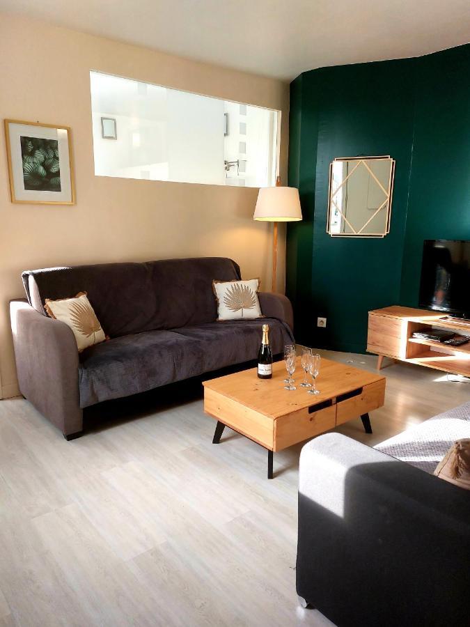 Les Belles Terrasses Dieppe ,3 Appartements , Le Vegetal De 1 A 8 Personnes , Le Tropical De 1 A 6 Personnes , Le Floral Avec Terrasse De 1 A 3 Personnes , Quartier Calme Au Stationnement Gratuit A Cote De L'Avenue Verte ภายนอก รูปภาพ