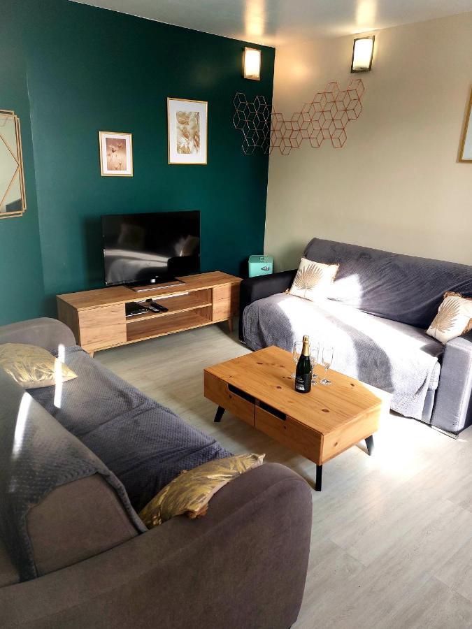 Les Belles Terrasses Dieppe ,3 Appartements , Le Vegetal De 1 A 8 Personnes , Le Tropical De 1 A 6 Personnes , Le Floral Avec Terrasse De 1 A 3 Personnes , Quartier Calme Au Stationnement Gratuit A Cote De L'Avenue Verte ภายนอก รูปภาพ