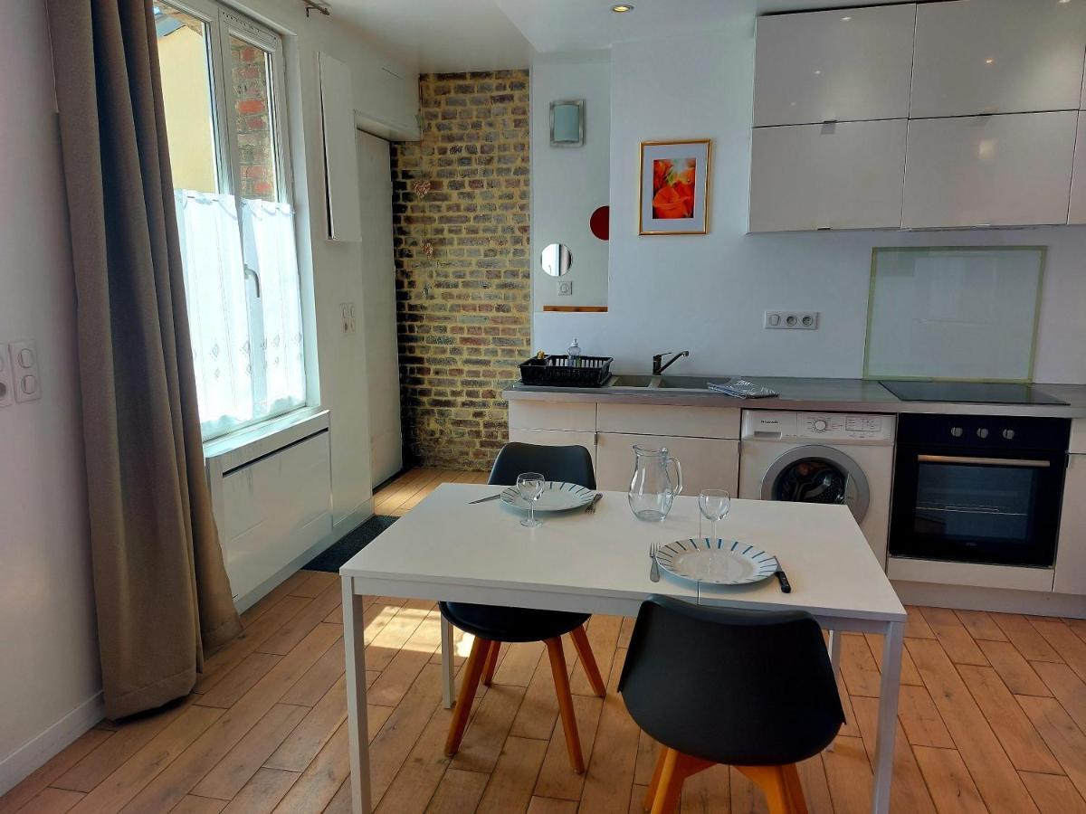 Les Belles Terrasses Dieppe ,3 Appartements , Le Vegetal De 1 A 8 Personnes , Le Tropical De 1 A 6 Personnes , Le Floral Avec Terrasse De 1 A 3 Personnes , Quartier Calme Au Stationnement Gratuit A Cote De L'Avenue Verte ภายนอก รูปภาพ