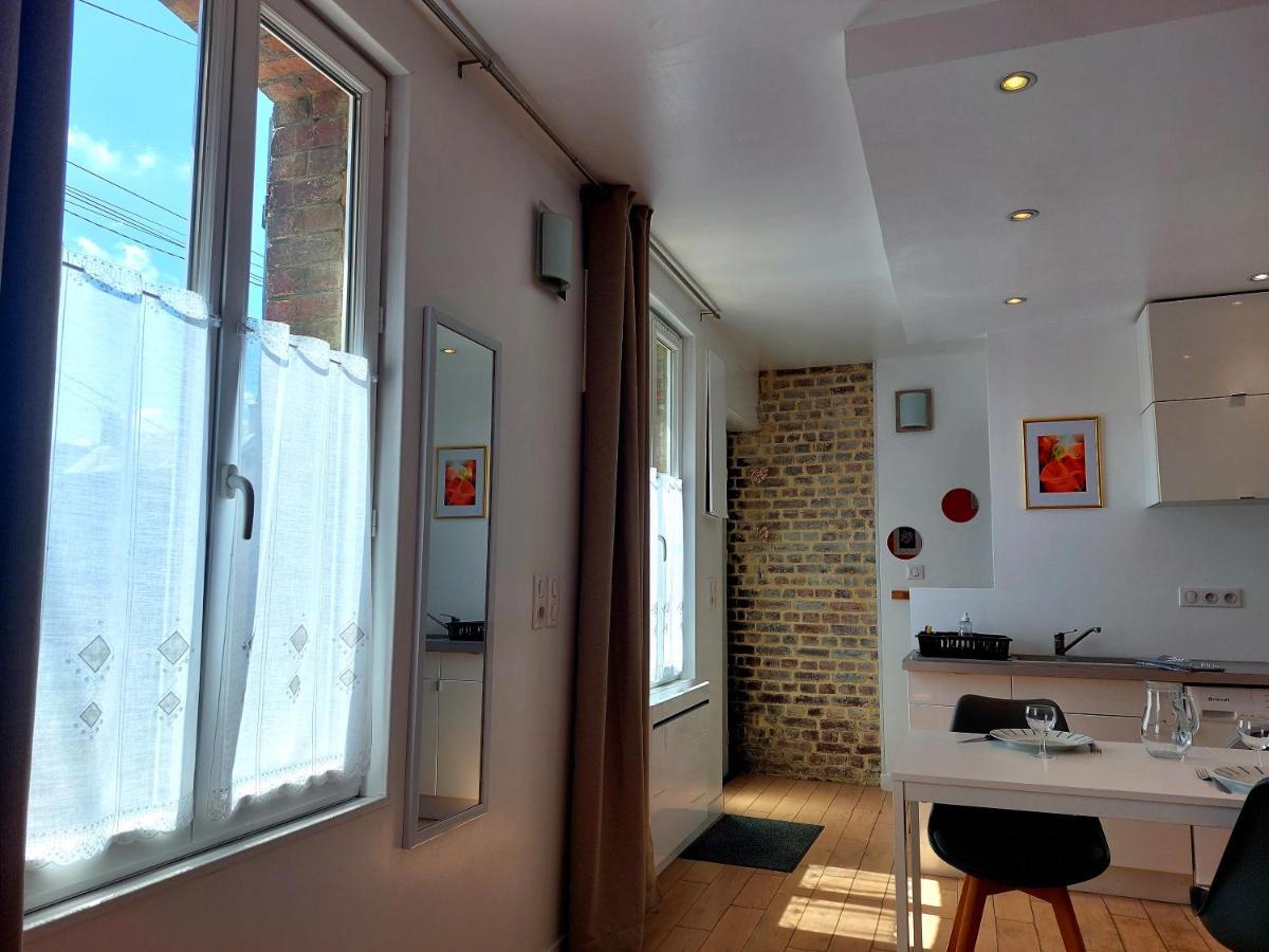Les Belles Terrasses Dieppe ,3 Appartements , Le Vegetal De 1 A 8 Personnes , Le Tropical De 1 A 6 Personnes , Le Floral Avec Terrasse De 1 A 3 Personnes , Quartier Calme Au Stationnement Gratuit A Cote De L'Avenue Verte ภายนอก รูปภาพ